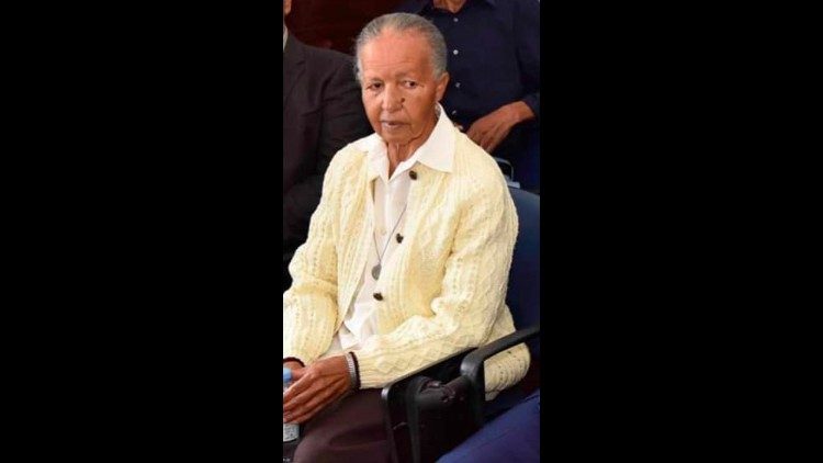 Irmã Lucília Gomes de Barros, conhecida por Irmã Lulucha