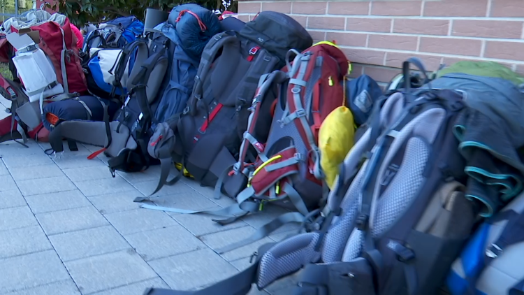 Gli zaini dei giovani veneti in pellegrinaggio per la beatificazione Giovanni Paolo I