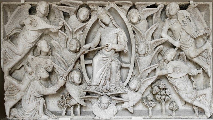 Niccolò del Mercia, Vergine Assunta che dona la cintura a san Tommaso, rilievo in marmo, 1360, Museo dell’Opera del Duomo (Fototeca Ufficio Beni Culturali Diocesi di Prato)