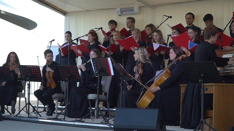 Месса Папы Франциска в Нур-Султане. Музыканты из Казахстана и России