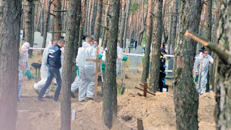 Kard. Krajewski opowiedział Papieżowi o potwornościach wojny na Ukrainie