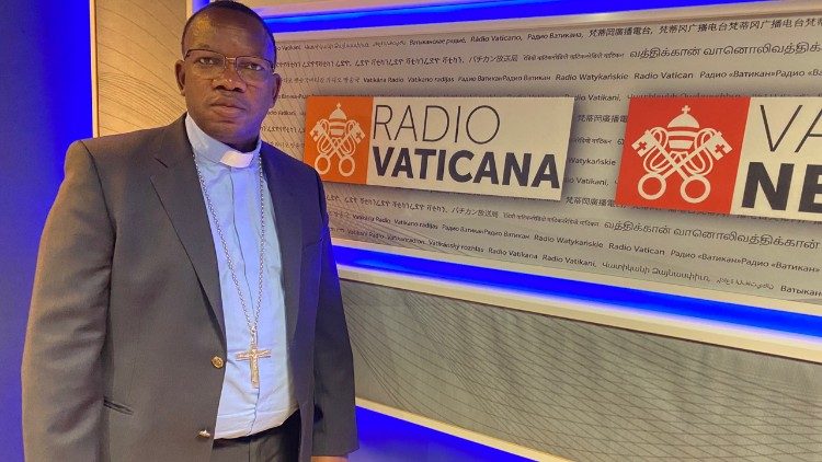 Dom António Juliasse Ferreira Sandramo, Bispo de Pemba (Moçambique)