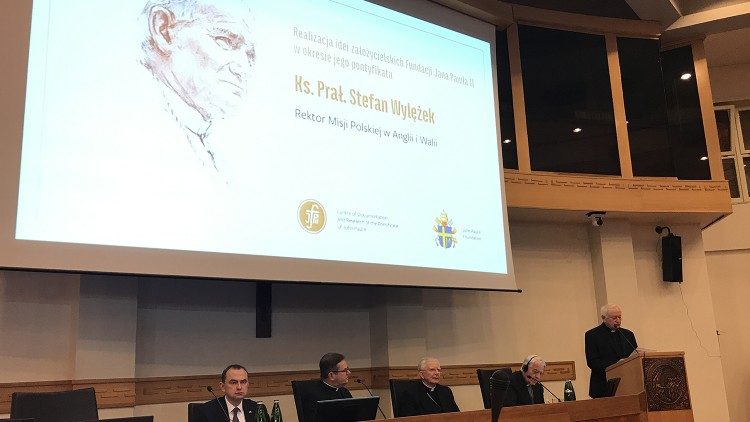 Il tavolo dei relatori