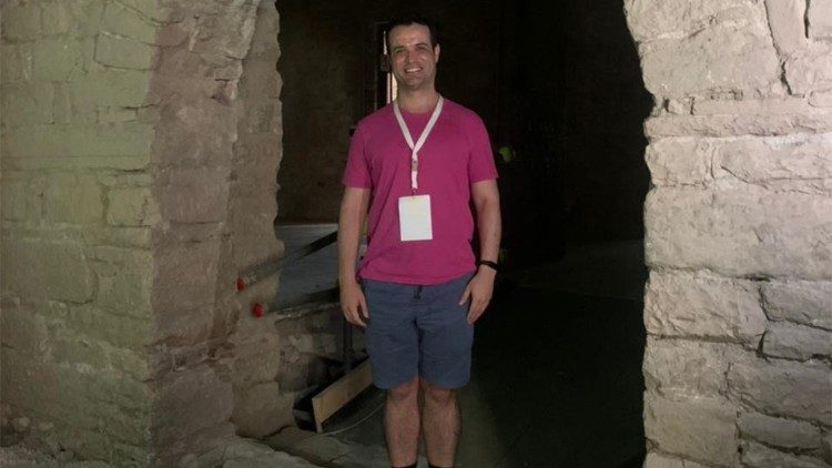 Alan Faria na porta de São Francisco