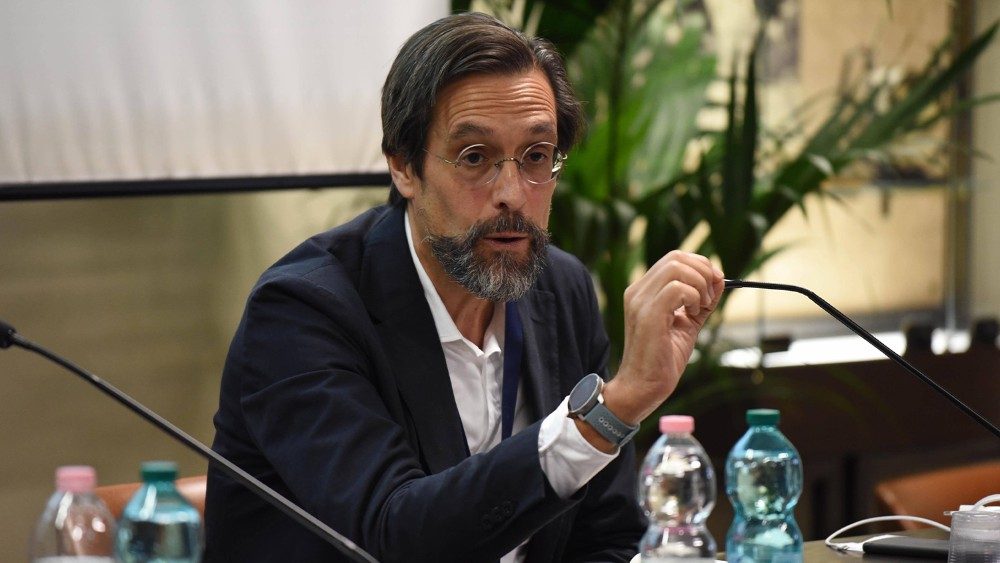 Federico de Montalvo Jääskeläinen · Vicepresidente del Comité de Bioética de España.  1st International Conference Ethics of Engineering Life