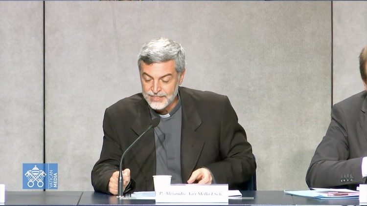 Padre Alexandre Awi Mello, segretario del Dicastero per i Laici, la Famiglia e la Vita