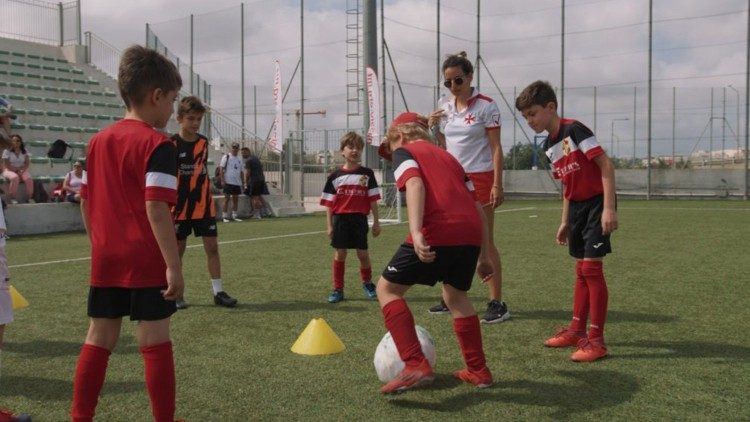 "Queremos que este seja um projeto que sensibilize os jovens enquanto se divertem”.