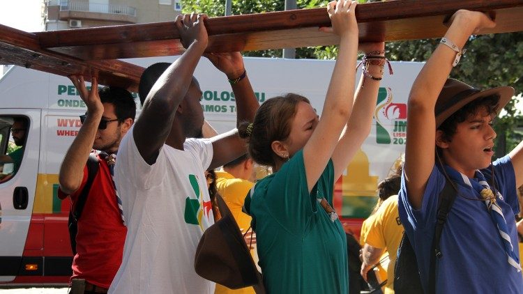 : Símbolos JMJ na diocese de Vila Real (Portugal)