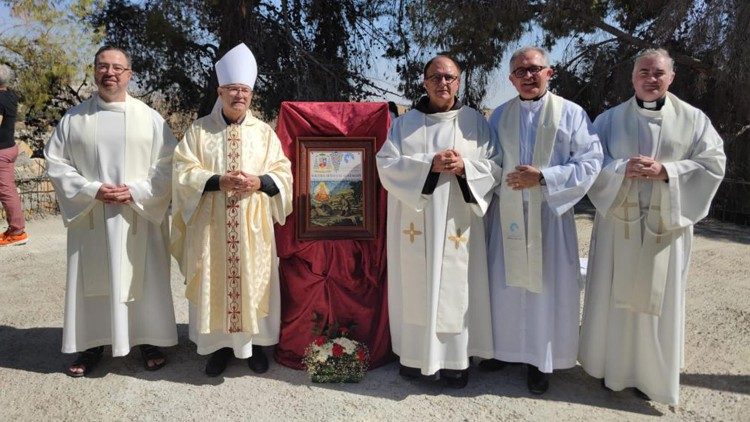 Los concelebrantes de la Santa Misa