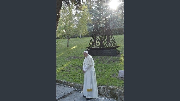 A inauguração da imagem de Nossa Senhora Aparecida