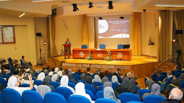 Die Eröffnungssitzung der Konferenz