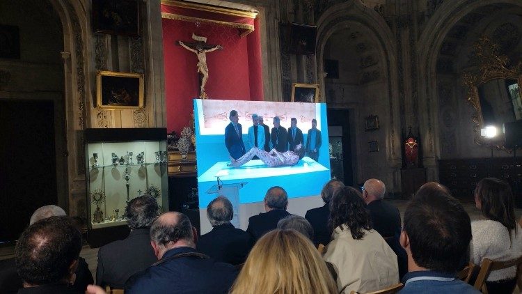 Visitors at the The Mystery Man exhibit in Salamanca, Spain