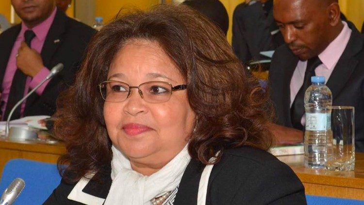 Dora Oriana Pires - Linguista caboverdiana