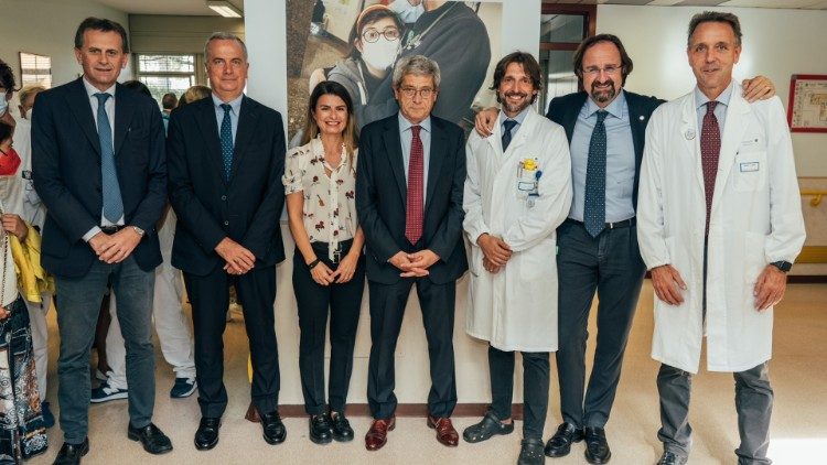 Médicos do Hospital Menino Jesus e Hospital Universitário A. Gemelli IRCCS