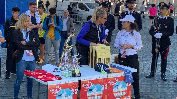 Uczestnicy Biegu Świętych