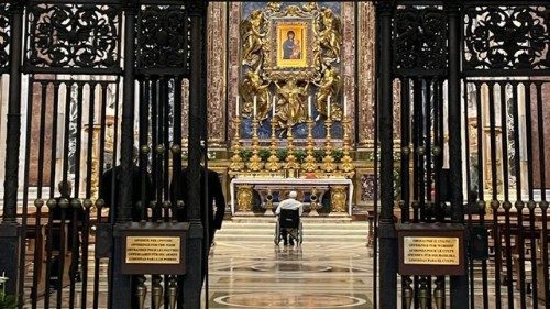 Ֆրանչիսկոս Սրբազան Պապը Տիրամօր վստահեցաւ Պահրէյնի առաքելական ճամբորդութիւնը։