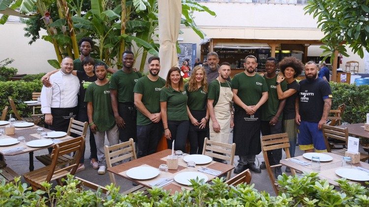 Lo staff del bistrot stagionale "Al Fresco" a Ballarò