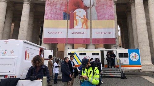 Welttag der Armen: Gesundheitzentrum auf dem Petersplatz wieder aktiv