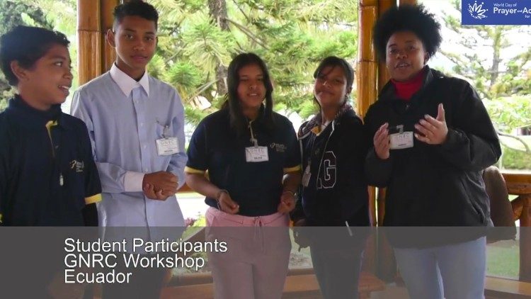 La testimonianza in video di alcuni giovani