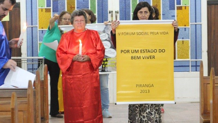Celebração Eucarística durante o Fórum (Foto: Thalia Gonçalves)