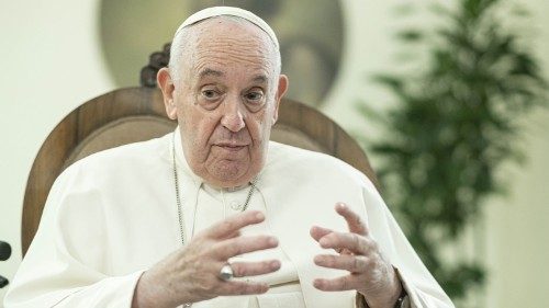 Papst Franziskus: Keine Weiheämter für Frauen