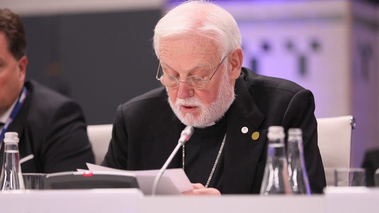 L'arcivescovo Paul Richard Gallagher nel suo intervento all'Osce