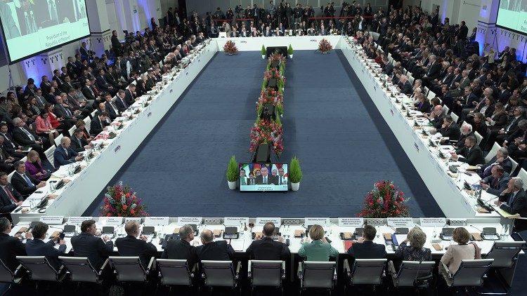 O encontro em Łódź, Polônia