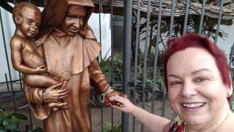 Carmen no Santuário Santa Dulce