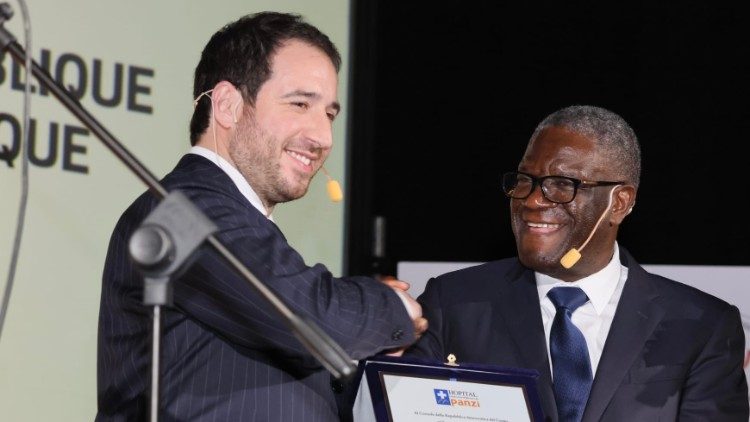 Con Mukwege il console della Repubblica Democratica del Congo Angelo Melone