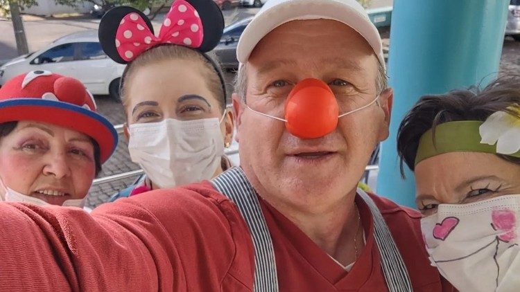 La terapia del sorriso allieva le sofferenze dei più piccoli ricoverati in ospedale