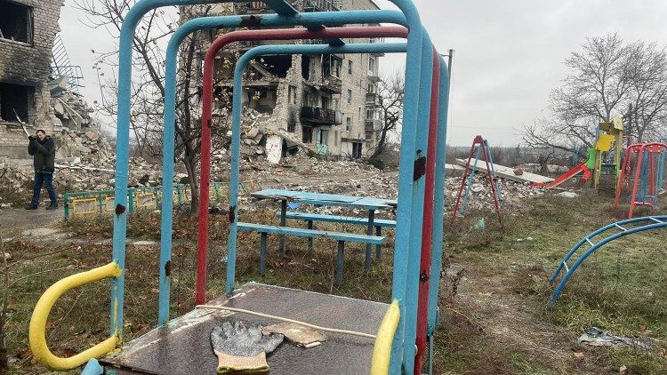 Un parco giochi abbandonato