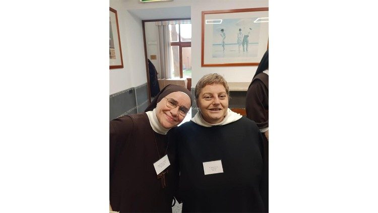 Cerca de 80 pessoas participaram da reunião