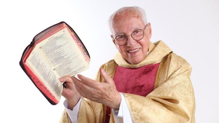 Monsenhor Jonas Abib