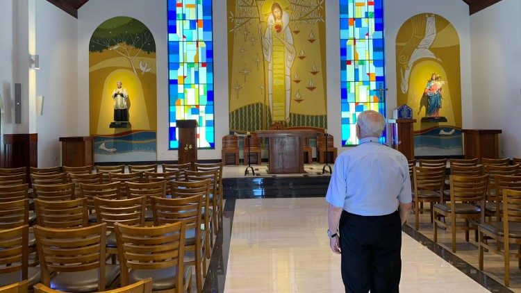 Monsenhor Jonas Abib, fundador da Can&ccedil;&atilde;o Nova