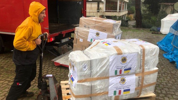 I generatori per l'Ucraina, arrivati in Vaticano