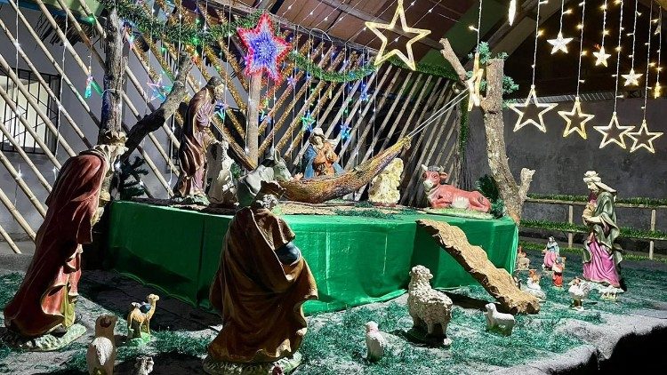 Il presepe realizzato nella parrocchia di Jesùs Salvador, ad Aucayacu