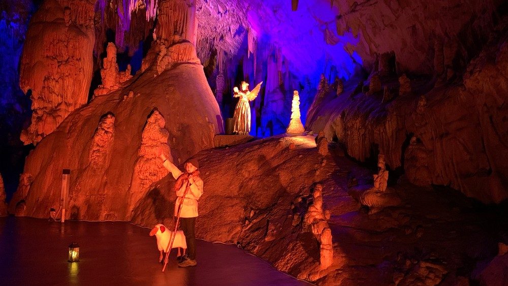 Lo spettacolo della Natività nelle grotte di Postumia