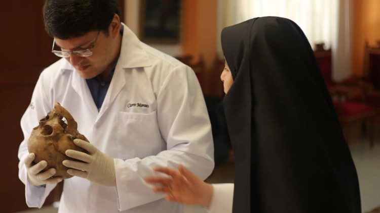 C&iacute;cero Moraes, designer brasileiro: foto,  Martin Dlouh&yacute; / Koktejl