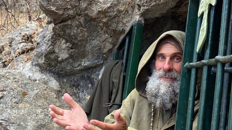 2023.01.12 Fratel Biagio Conte missione speranza e carita Palermo missionario laico eremo digiuno fame