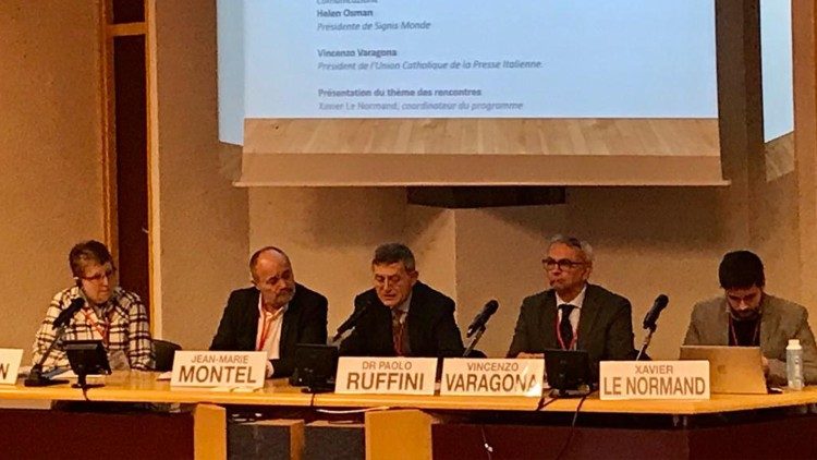 Un momento del trabajo de las Jornadas de San Francisco de Sales