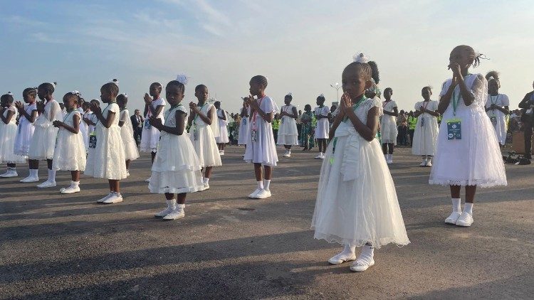Ziara ya Kitume ya Papa FRancisko nchini DRC 31 Jan-3 Februari 2023: Misa Takatifu katika uwanja wa Ndolo.