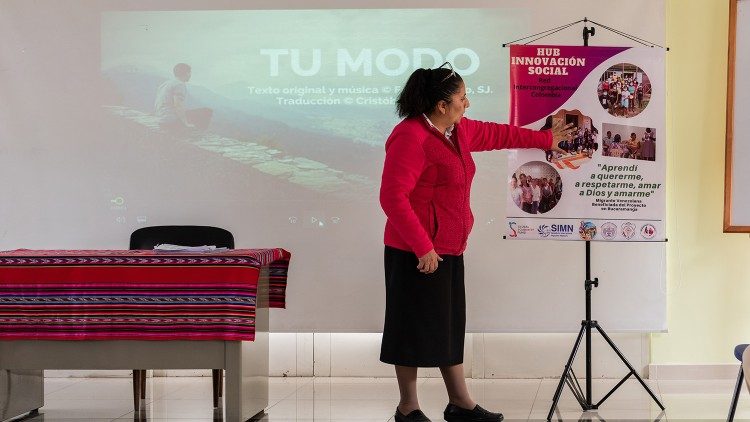 Suor Ilse Villamar, religiosa della Divina Volontà, è impegnata direttamente nel recupero di donne esposte a ogni sorta di pericolo. (@Margherita Mirabella/Archivio GSF)