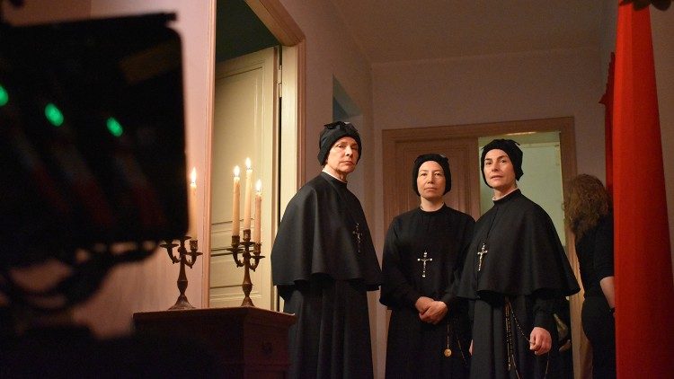 Imagens do Filme Cem Corações