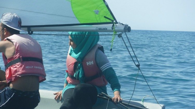 Acolhimento e formação de jovens palestinos