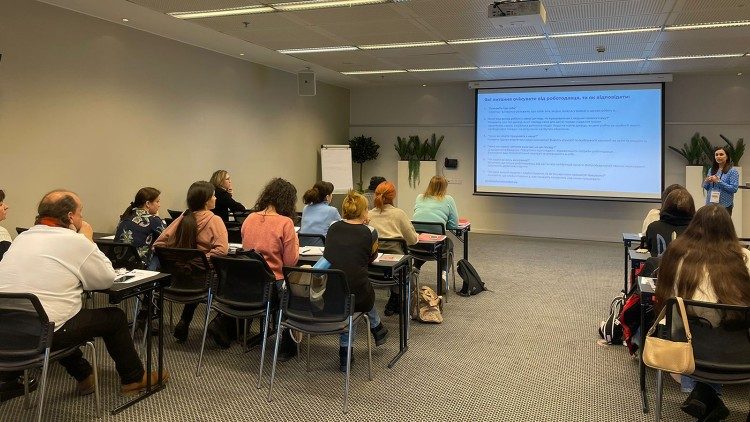 Тренінг, який проводить Людмила