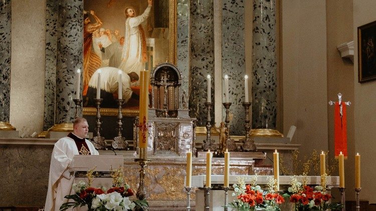 Kun. Darius Graževič (Gretos Šadeikytės)