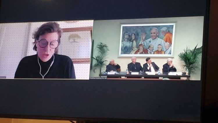 Mariana Mazzuccato, in collegamento da New York, partecipa alla presentazione del libro