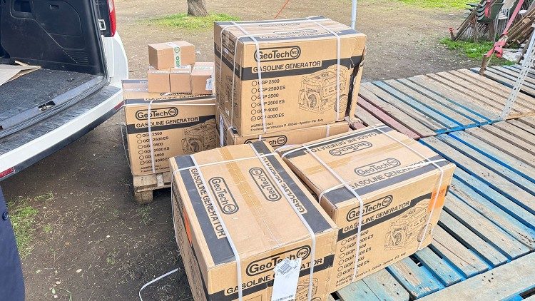 Anche generatori tra gli aiuti inviati dal Papa in Ucraina