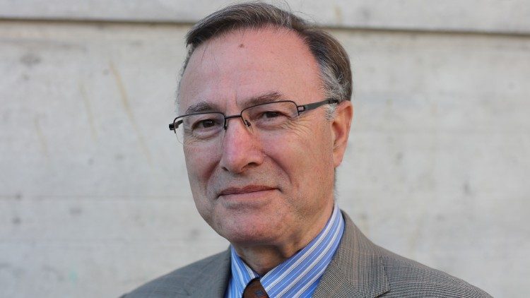 Prof. Mariano Delgado