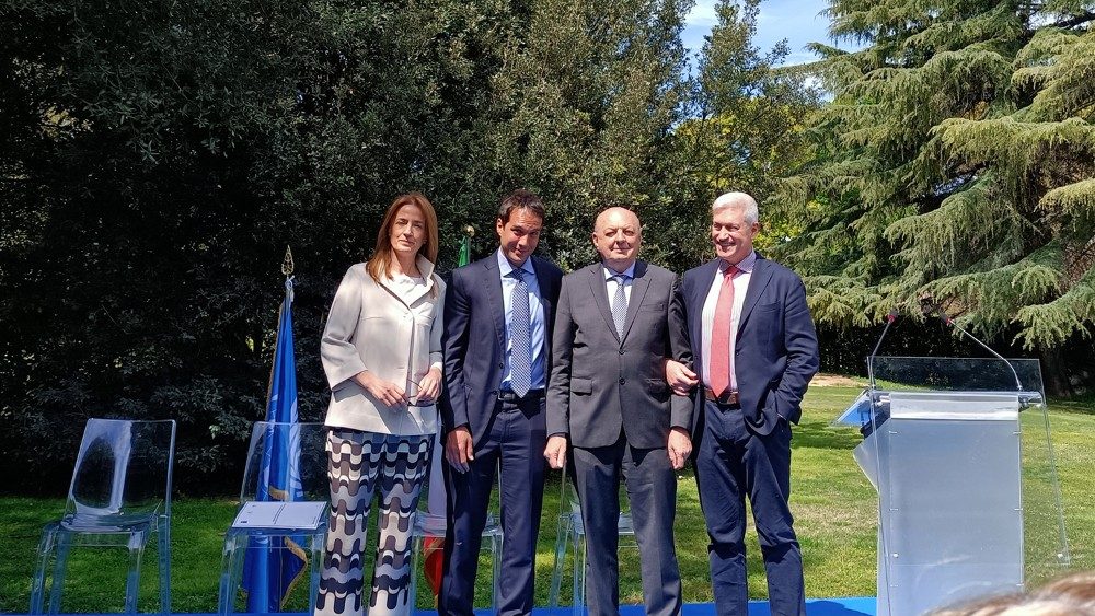 Conferenza stampa a Roma in vista della prossima Giornata Mondiale della Terra, qui alcuni dei relatori tra cui il ministro per l'Ambiente